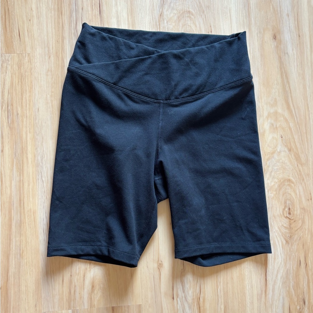 Old Navy Women's Black Bike Shorts